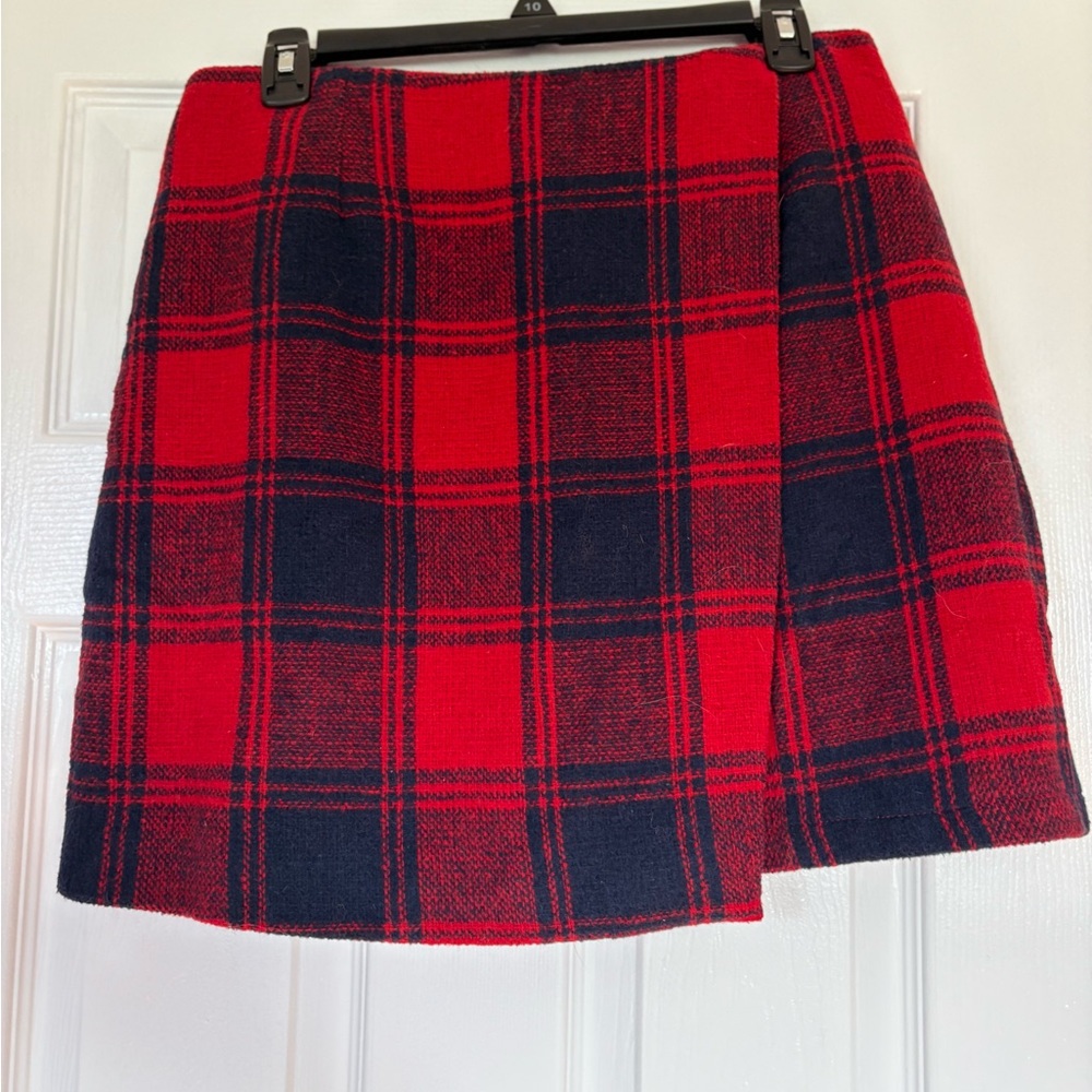 SHEIN Red and Navy Plaid Women's Skirt